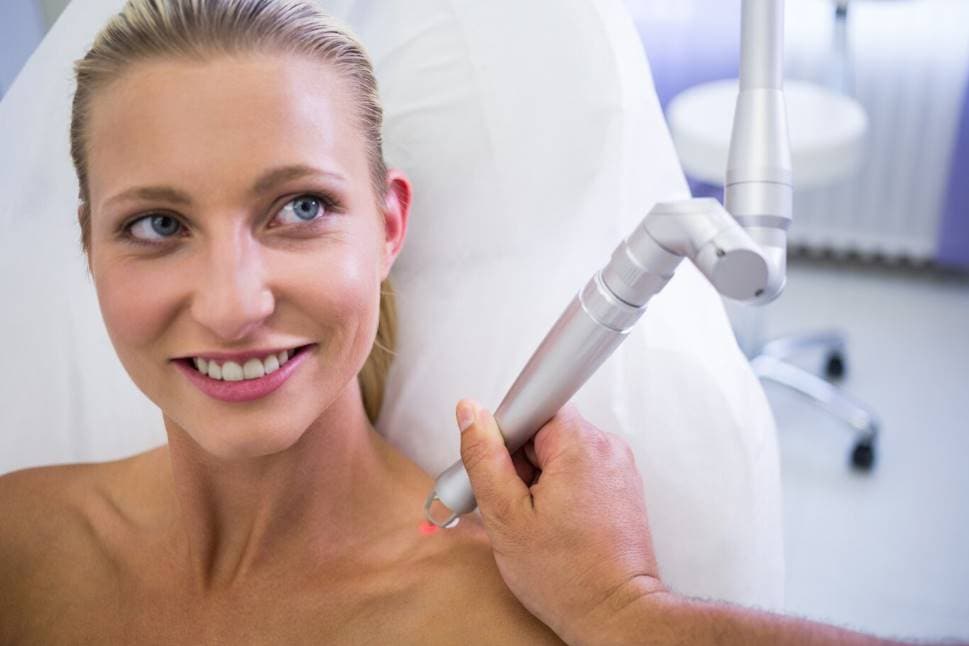 how does laser treatment work to lessen the appearance of your scars